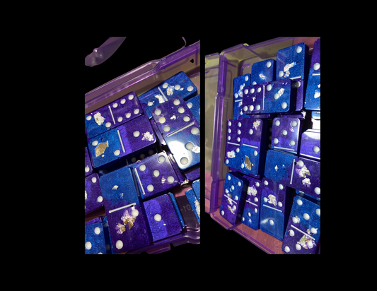 Dominoes: Royal and Violet Solid